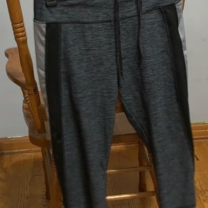Women's Athletic Capris